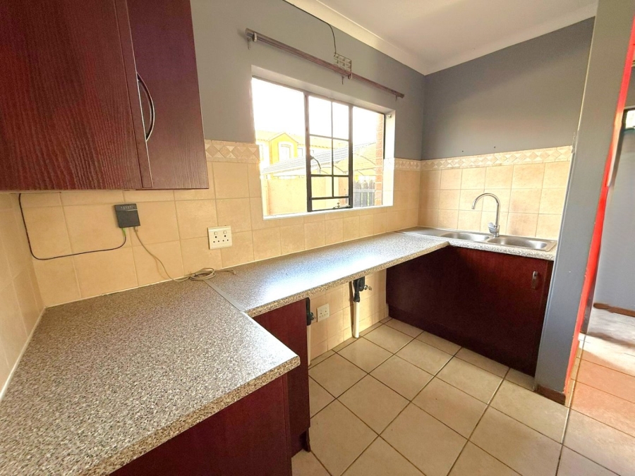 2 Bedroom Property for Sale in Hillside Free State